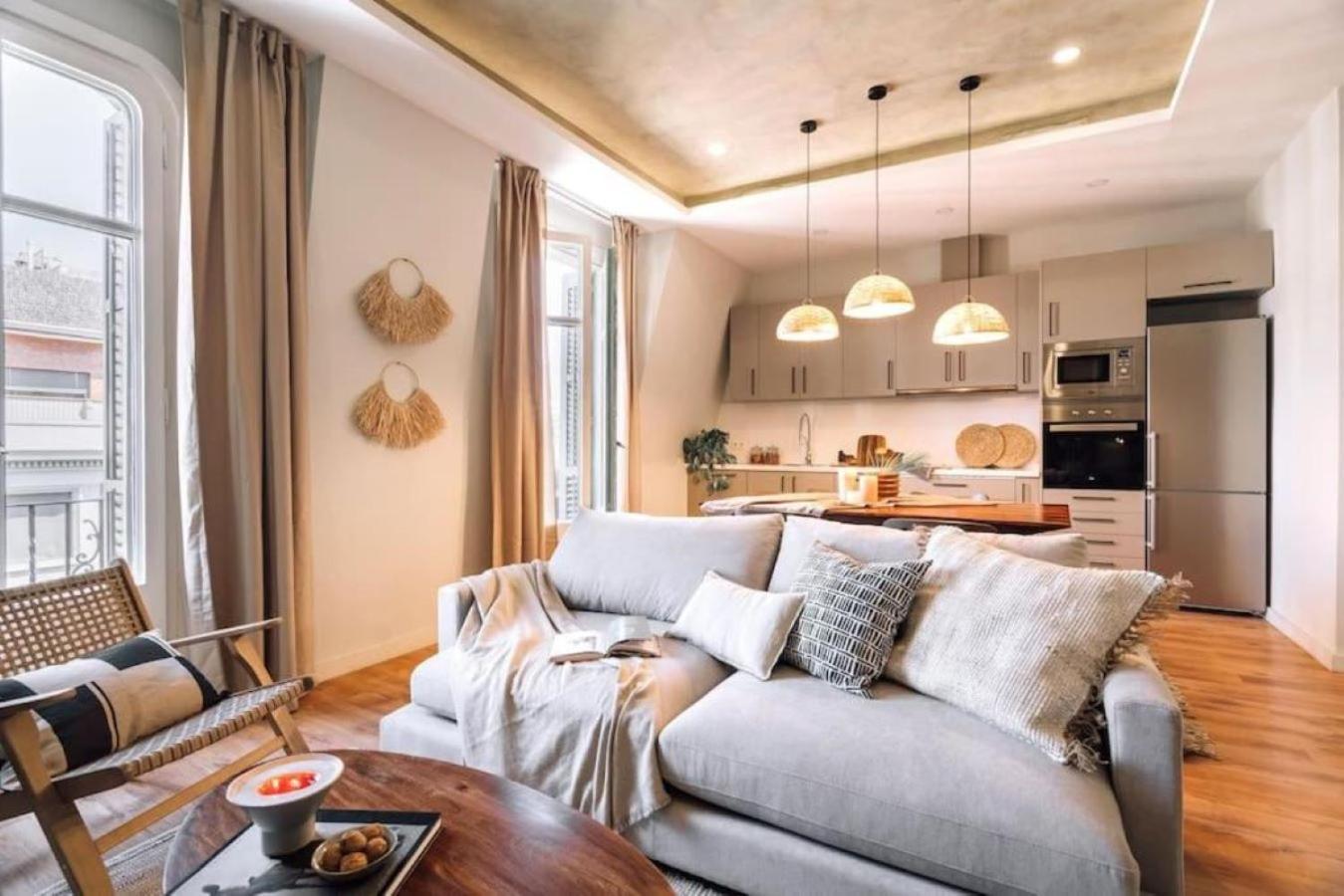 Salonga - 1 Bedroom And Balcony In Eixample Esquerra برشلونة المظهر الخارجي الصورة